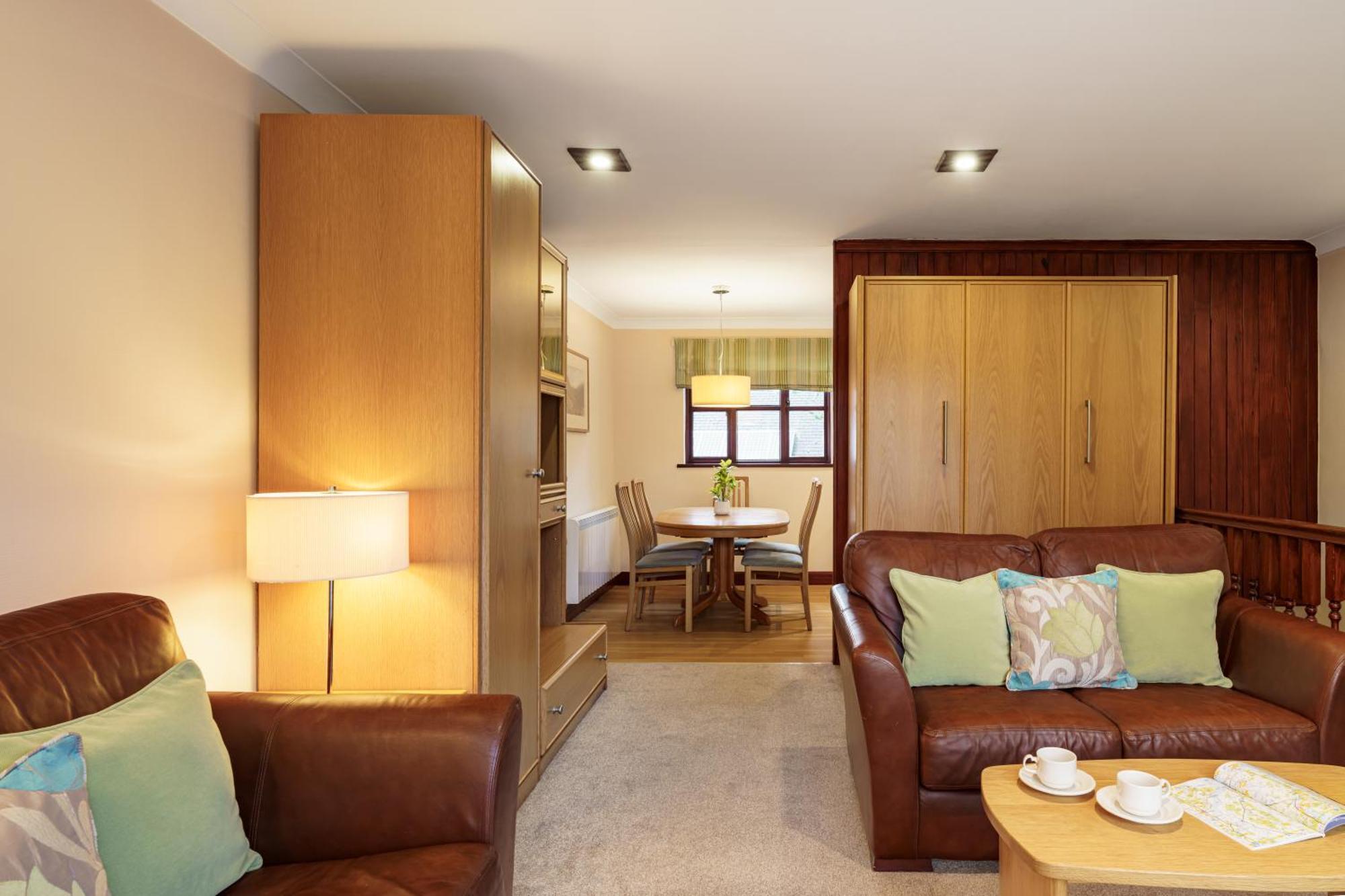 2 Bedroom Lake District Cottage At Windermere Marina Village Bowness-on-Windermere Exterior foto